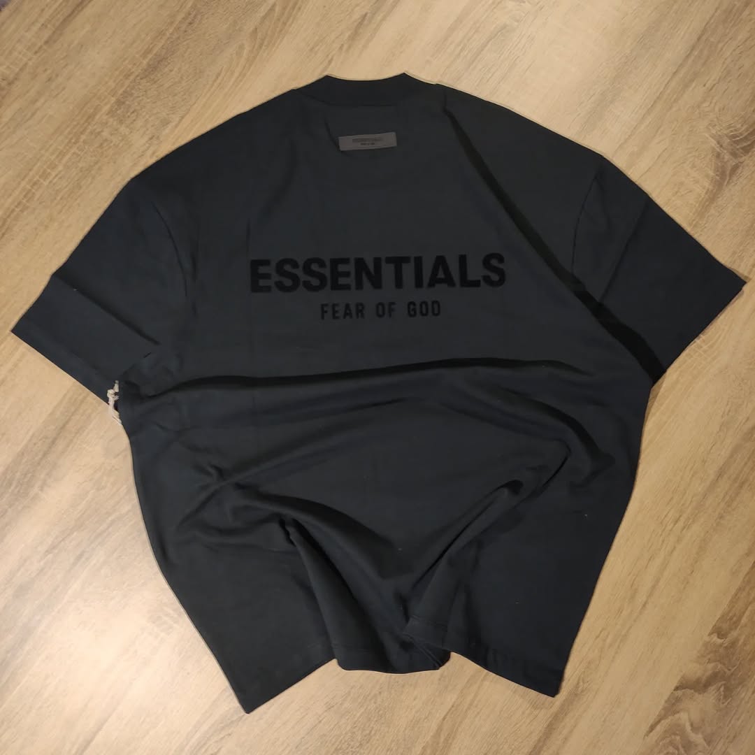 FEAR OF GOD ESSENTIALS